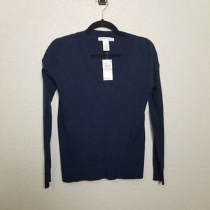 Planet Gold Juniors V-Neck Long Sleeve Sweater -XS